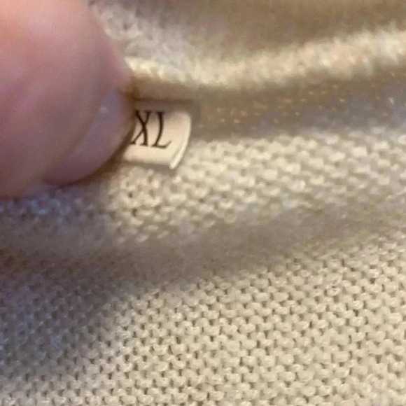 Sweater - Picture 3 of 5